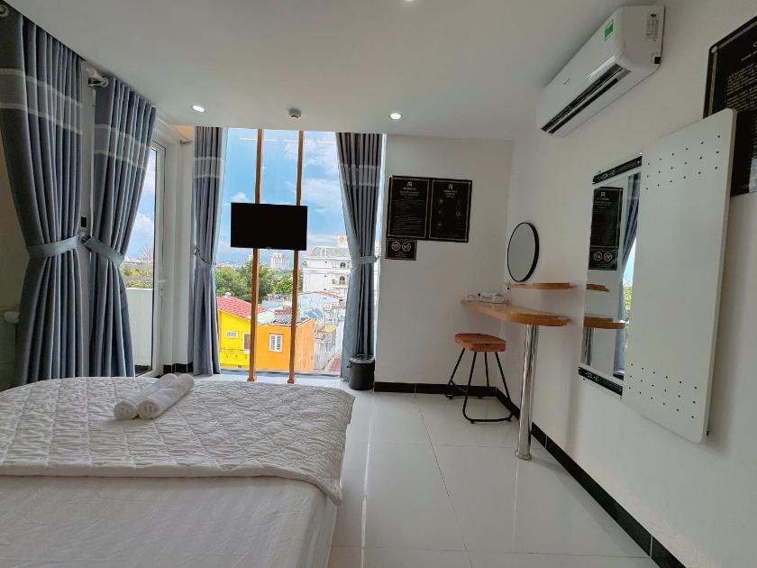 Phòng Deluxe Giường Đôi Có Ban Công Phòng Deluxe Giường Đôi Có Ban Công