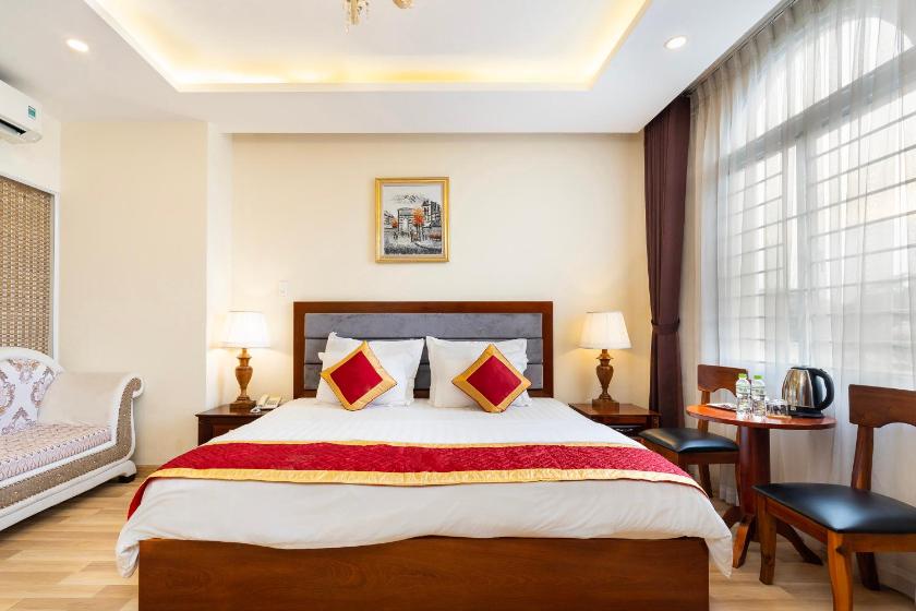 Suite Nhìn Ra Thành Phố