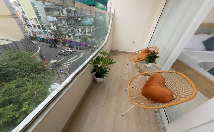Suite Gia Đình Có Ban Công