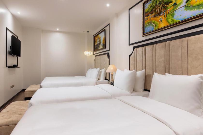 Suite Gia Đình Có Ban Công