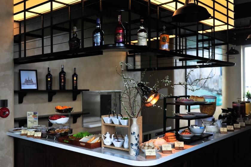 Phòng 2 Giường Đơn Hạng Tiết Kiệm (Không Cửa Sổ)