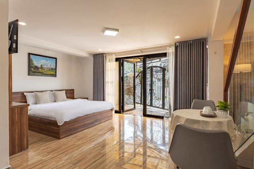 Phòng Deluxe Có Giường Cỡ King