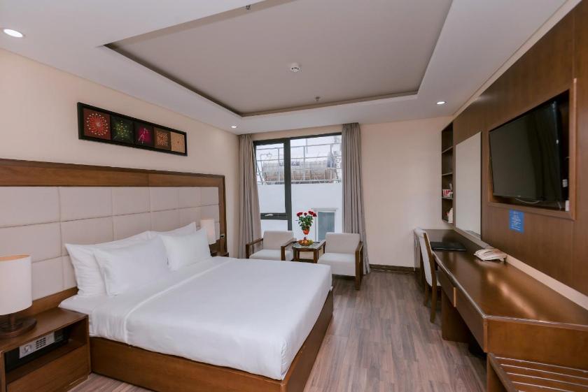 Phòng Superior Giường Đôi Với Cửa Sổ Phòng Superior Giường Đôi Với Cửa Sổ