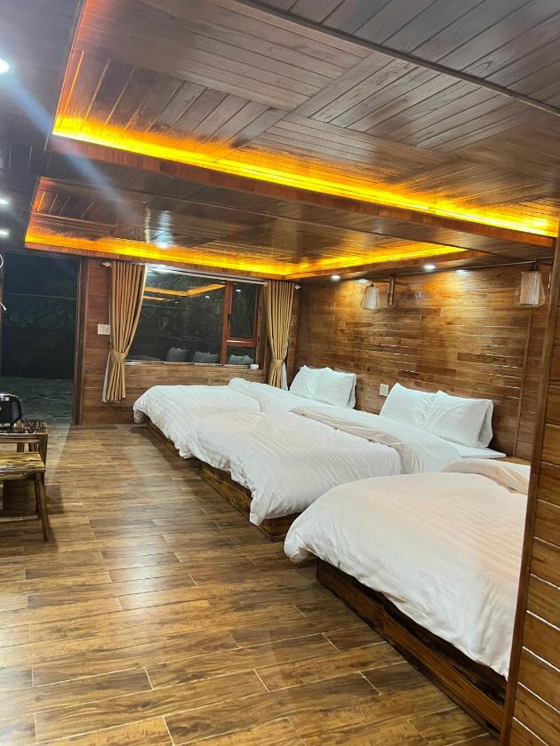 Phòng Ngủ Tập Thể Cho Cả Nam Và Nữ