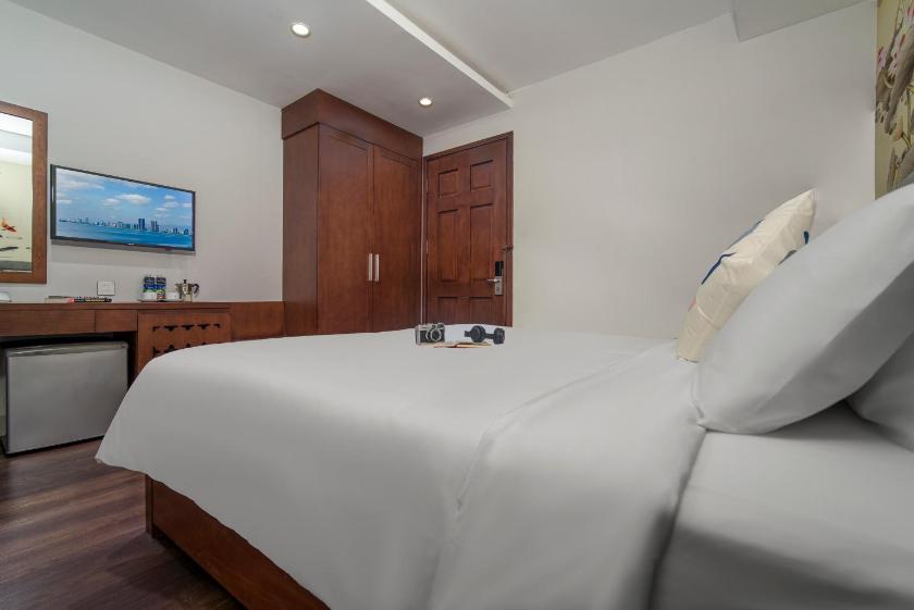 Superior Double Room - No window 