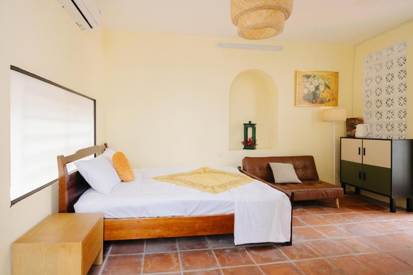 Phòng Có Giường Cỡ Queen Với Ban Công