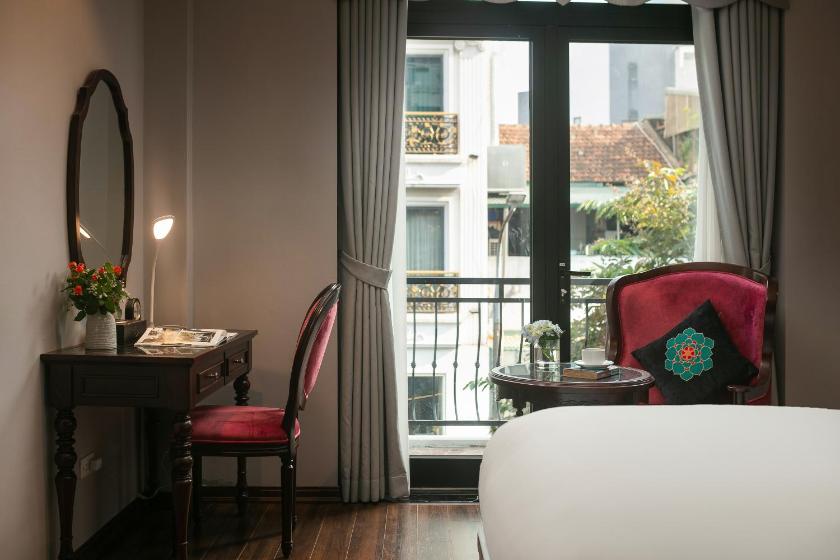 Suite Gia Đình Có Ban Công