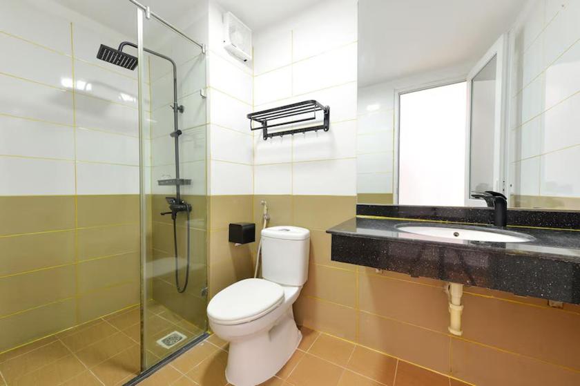 Phòng Giường Đôi Hạng Tiết Kiệm Phòng Giường Đôi Hạng Tiết Kiệm