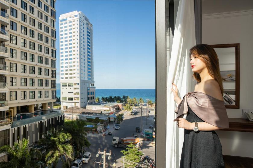 Phòng Có Giường Cỡ Queen