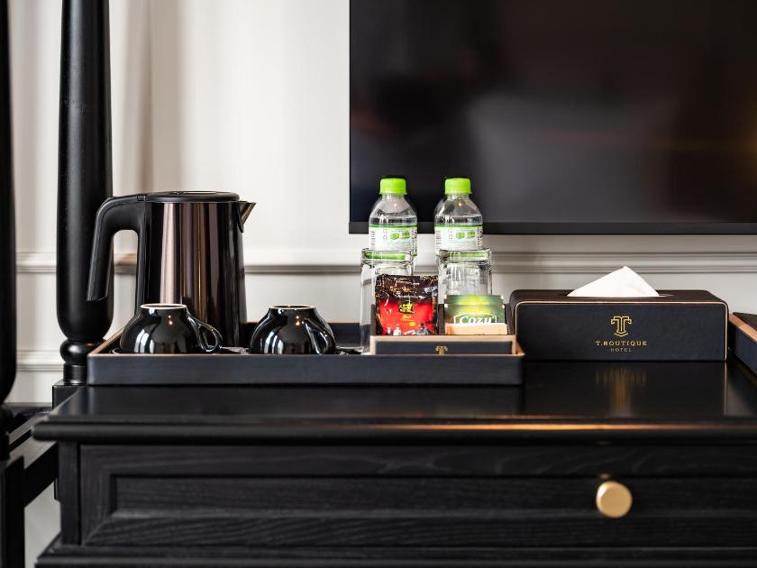 Phòng Có Giường Cỡ King Với Ban Công