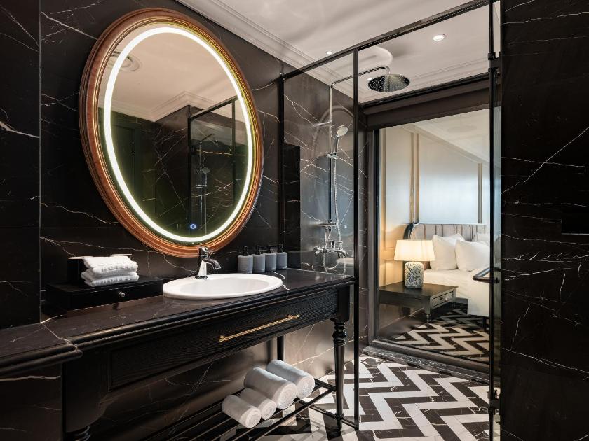 Phòng 2 giường đơn có ban công