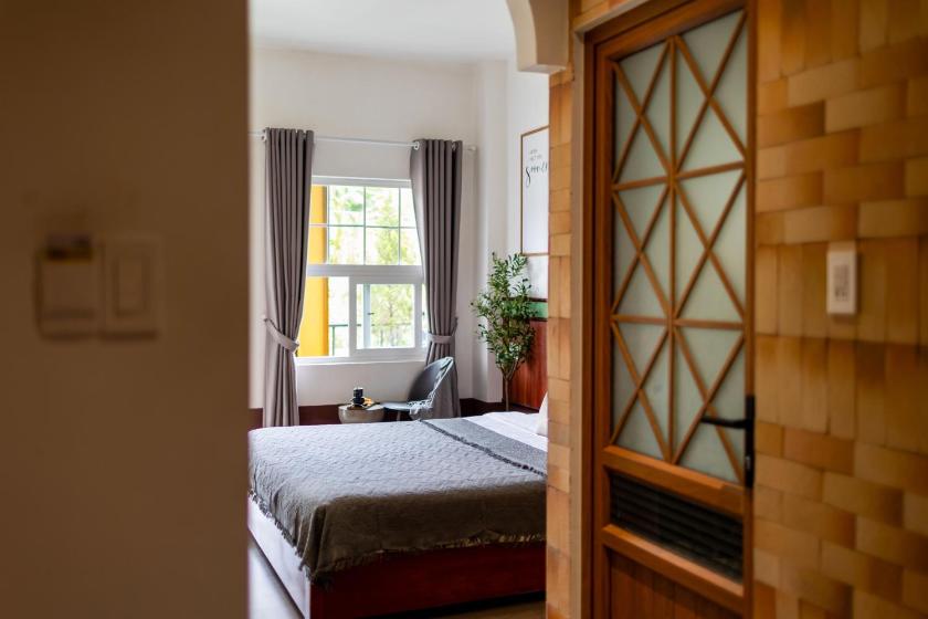 Phòng Có Giường Cỡ Queen Với Ban Công Phòng Có Giường Cỡ Queen Với Ban Công