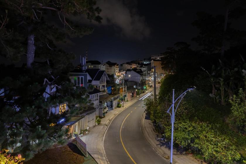 Phòng Có Giường Cỡ King Nhìn Ra Vườn Phòng Có Giường Cỡ King Nhìn Ra Vườn