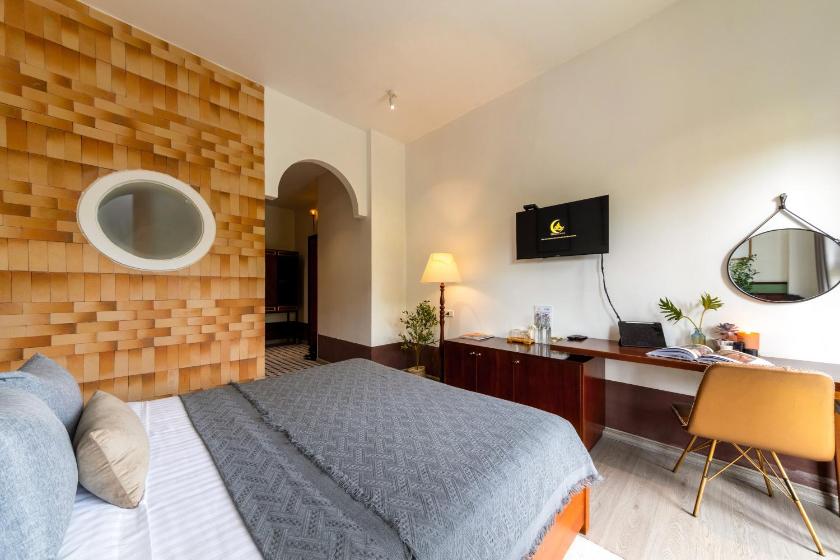 Phòng Có Giường Cỡ Queen Với Ban Công Phòng Có Giường Cỡ Queen Với Ban Công