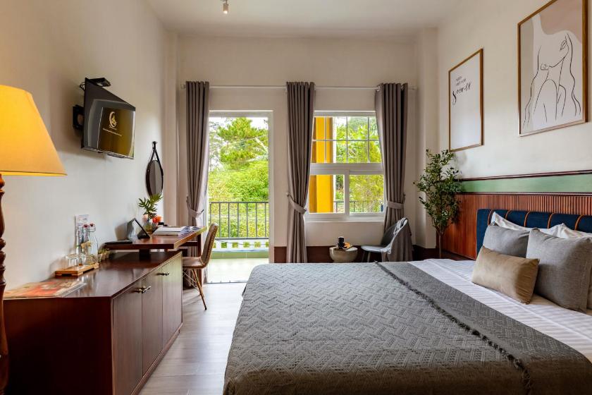 Phòng Có Giường Cỡ Queen Với Ban Công Phòng Có Giường Cỡ Queen Với Ban Công