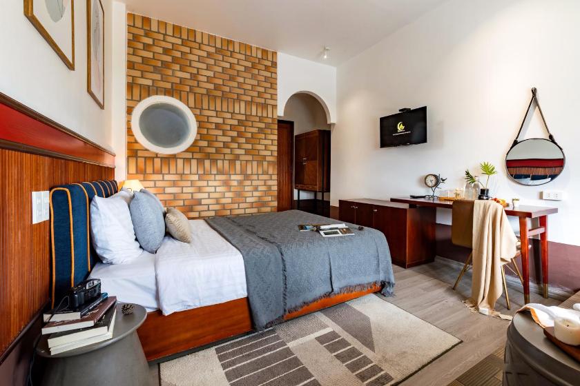 Phòng Deluxe Giường Đôi Có Bồn Tắm Phòng Deluxe Giường Đôi Có Bồn Tắm