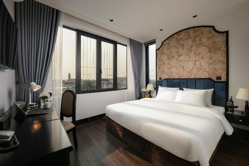 Phòng Giường Đôi Nhìn Ra Hồ Nước