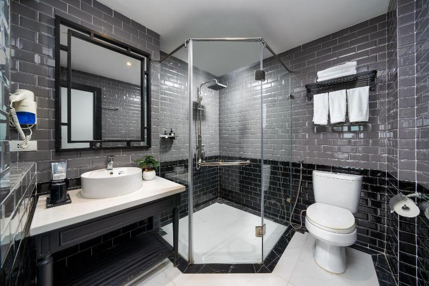 Suite Gia Đình Deluxe