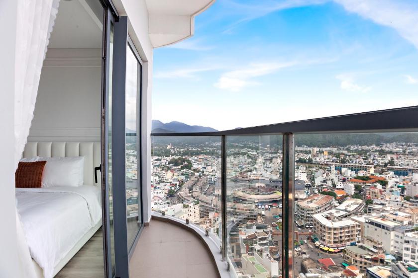 Căn Hộ 2 Phòng Ngủ Nhìn Ra Biển