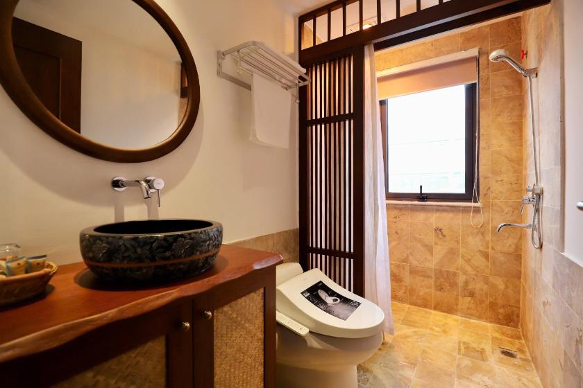 Phòng 4 Người Có Ban Công