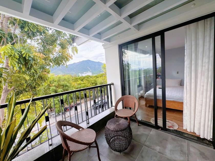 Phòng Gia Đình Có Ban Công