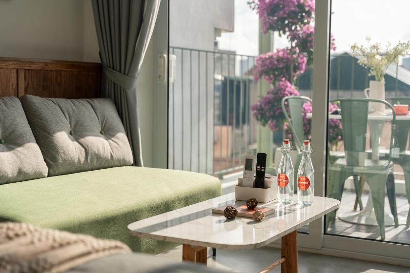 Studio Tiêu Chuẩn