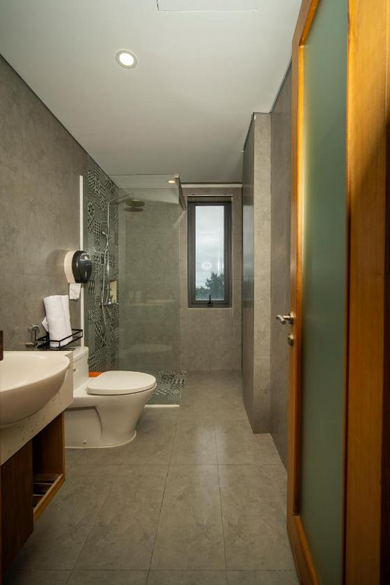 Studio Nhìn Ra Hồ Bơi