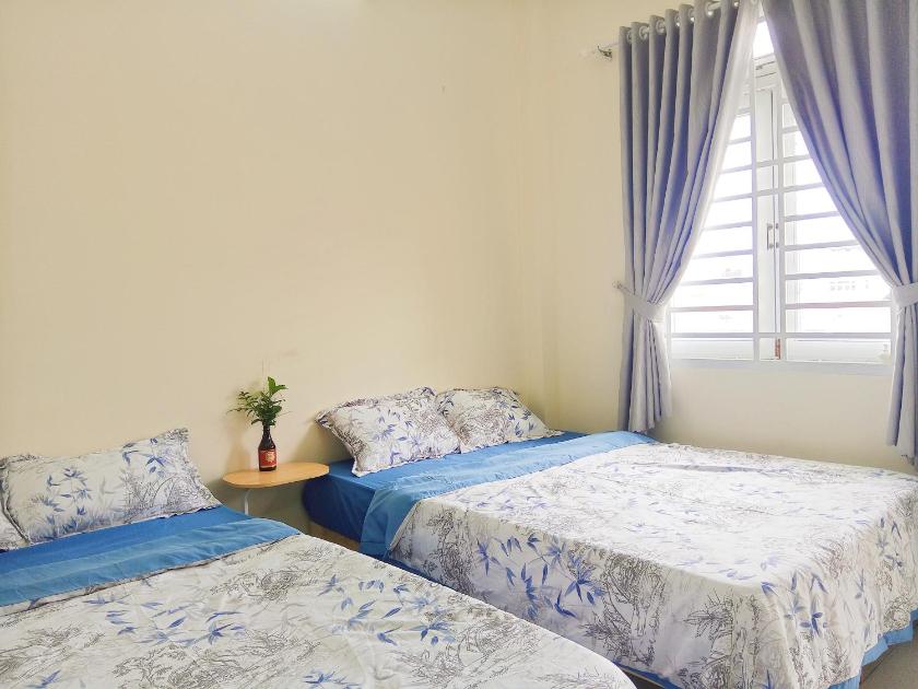 Phòng Gia Đình Có Ban Công