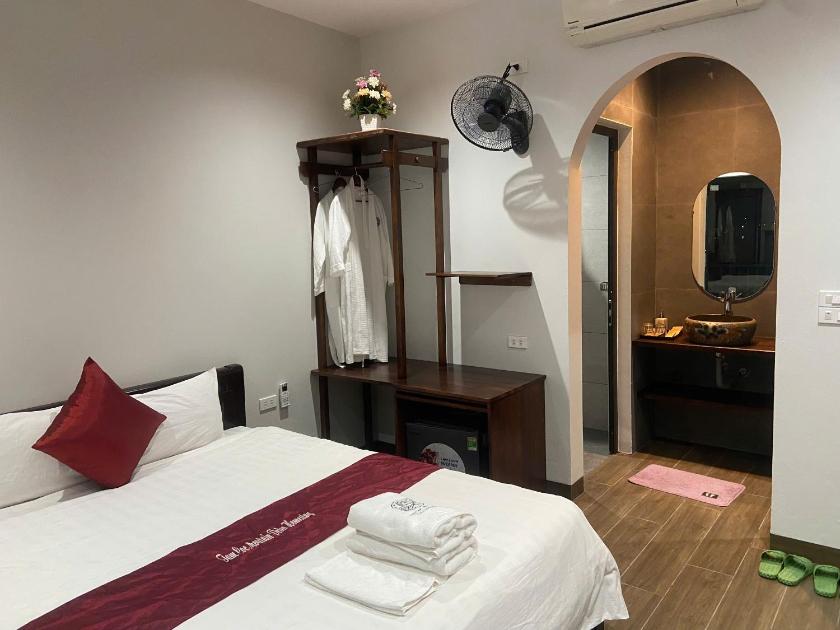 Phòng Giường Đôi Nhìn Ra Núi Phòng Giường Đôi Nhìn Ra Núi