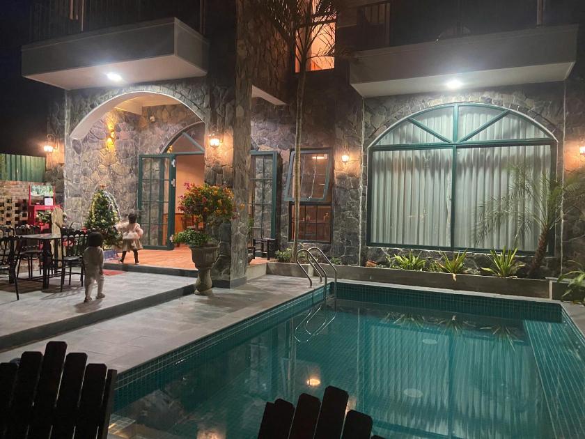 Phòng Giường Đôi Nhìn Ra Núi Phòng Giường Đôi Nhìn Ra Núi