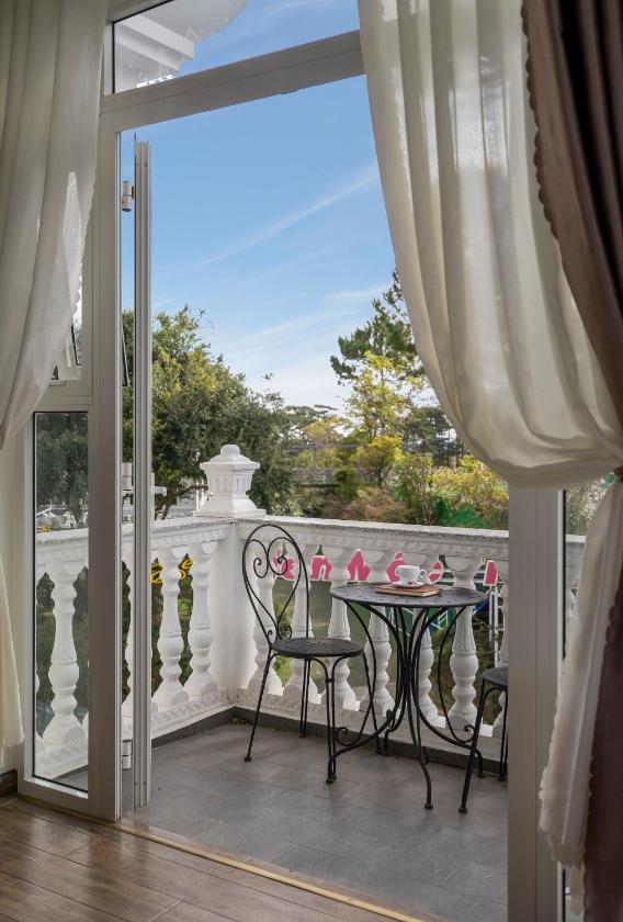 Phòng Đôi Deluxe Nhìn ra Đường phố Phòng Đôi Deluxe Nhìn ra Đường phố