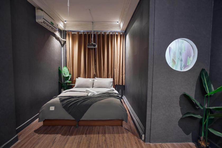 Suite Deluxe Có Giường Cỡ Queen