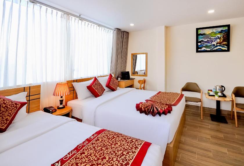 Phòng Deluxe 3 Người Nhìn Ra Biển