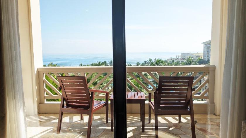 Phòng Deluxe Giường Đôi Với Ban Công và Tầm Nhìn Ra Biển