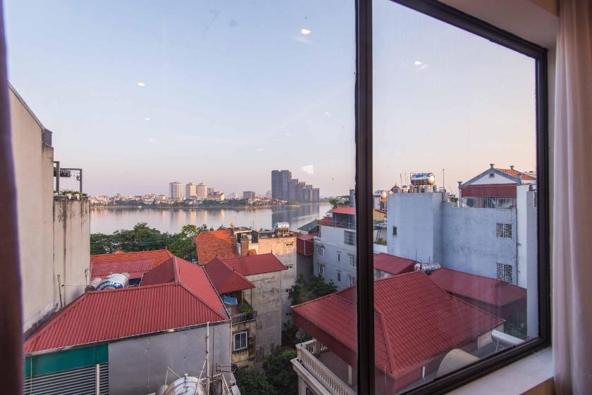 Căn hộ 2 phòng ngủ nhìn ra hồ nước Căn hộ 2 phòng ngủ nhìn ra hồ nước