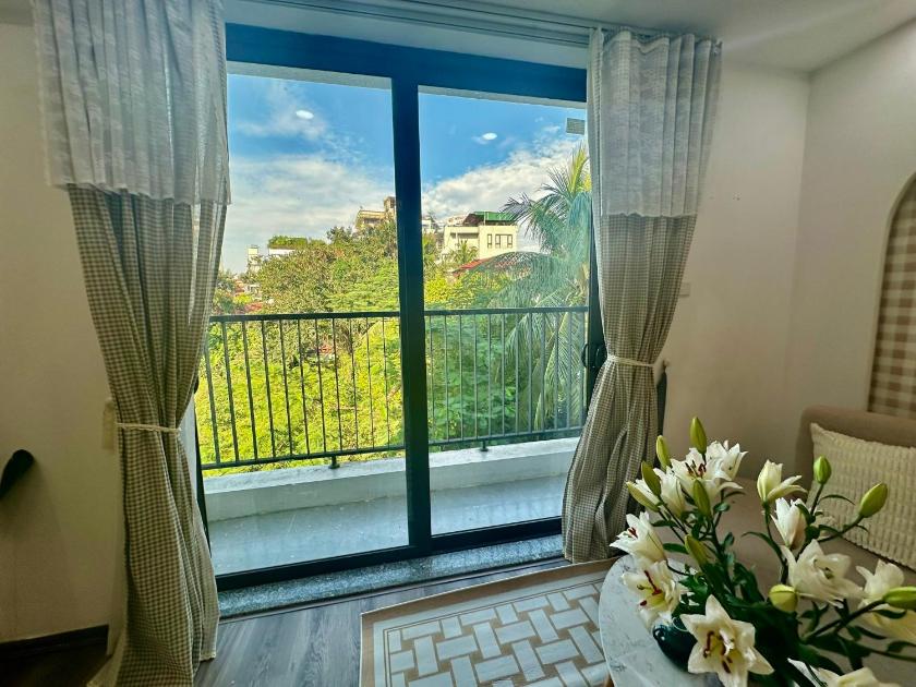 Căn Hộ Nhìn Ra Thành Phố