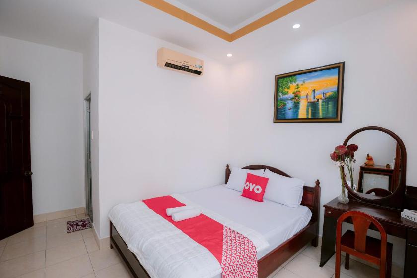 Phòng Giường Đôi Có Ban Công