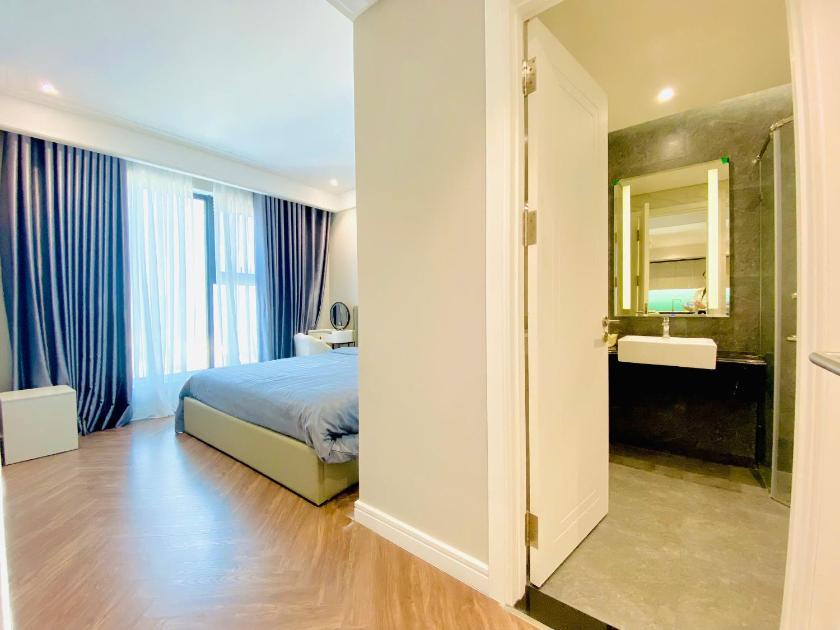 Family Two-Bedroom Apartment with View