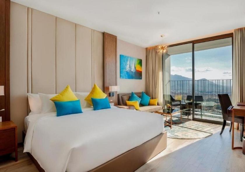 Phòng Deluxe Giường Đôi (1 người lớn + 1 trẻ em)