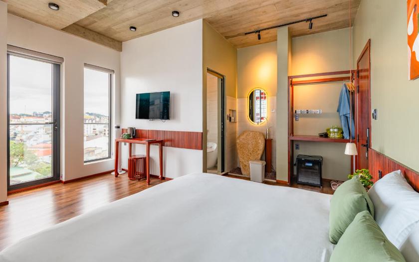 Phòng Deluxe Giường Đôi Có Ban Công Phòng Deluxe Giường Đôi Có Ban Công