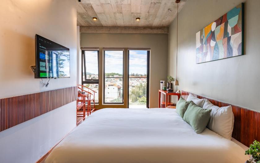 Phòng Deluxe Giường Đôi Có Ban Công Phòng Deluxe Giường Đôi Có Ban Công