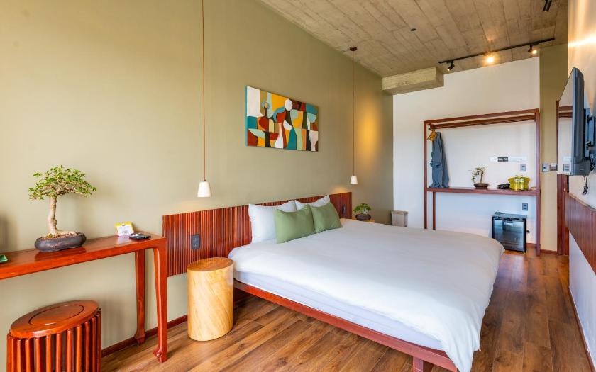 Phòng Deluxe Giường Đôi Có Ban Công Phòng Deluxe Giường Đôi Có Ban Công