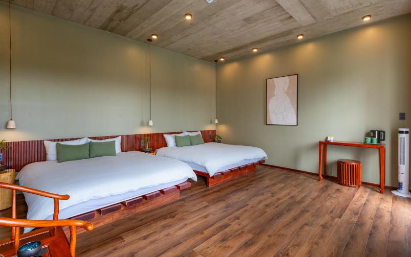 Phòng 4 Người Có Ban Công Phòng 4 Người Có Ban Công