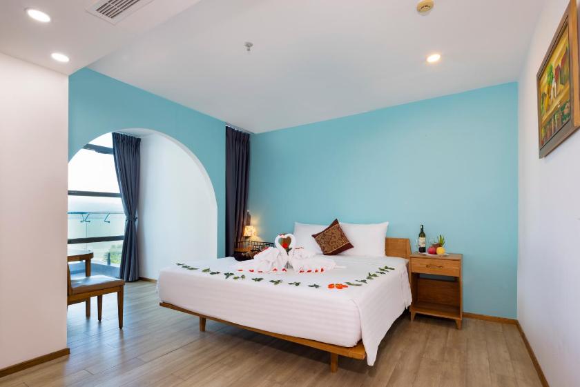 Suite Có Giường Cỡ King Nhìn Ra Biển Suite Có Giường Cỡ King Nhìn Ra Biển