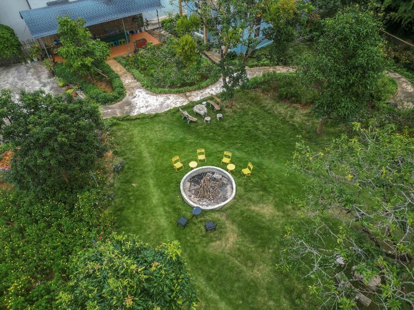 Giường Đơn Trong Phòng Ngủ Tập Thể 10 Giường