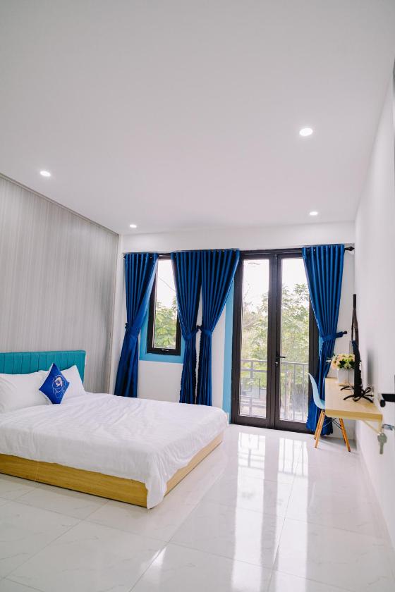 Phòng Giường Đôi Có Ban Công