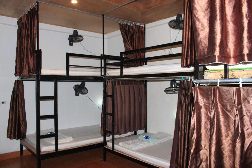 Giường Đơn trong Phòng ngủ tập thể