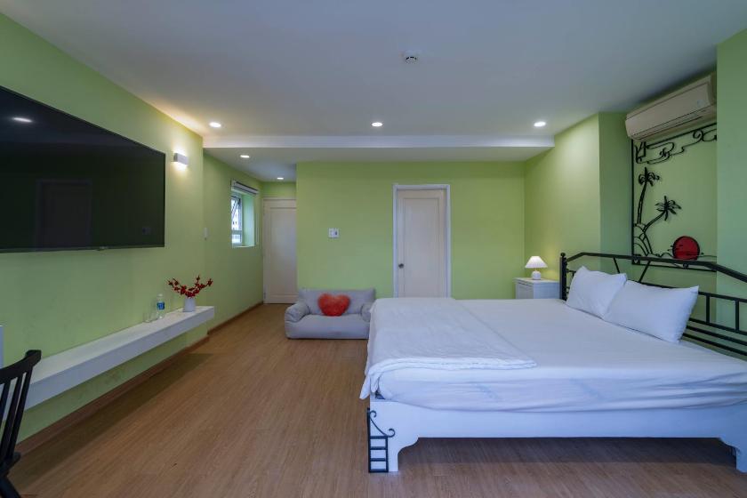 Phòng Có Giường Cỡ King Với Ban Công