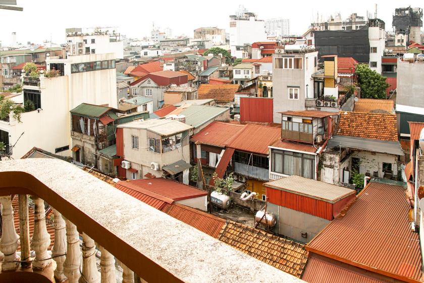 Phòng ngủ Tập thể 8 Giường cho cả Nam và Nữ
