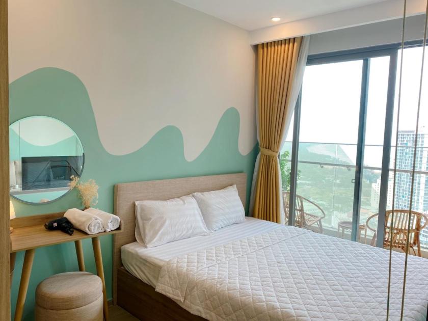 Căn hộ 2 Phòng ngủ có Ban công và Nhìn ra Biển